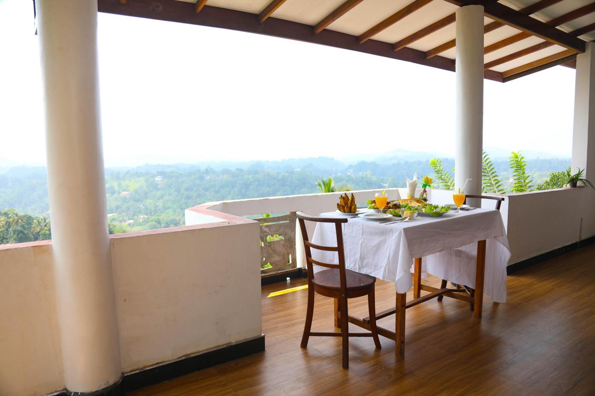 Mountain Bliss Villa Peradeniya Eksteriør billede