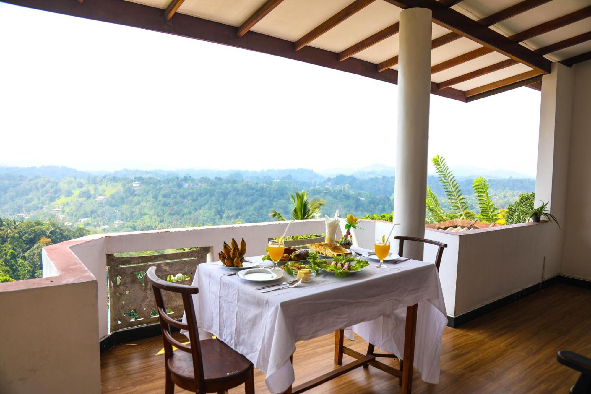 Mountain Bliss Villa Peradeniya Eksteriør billede